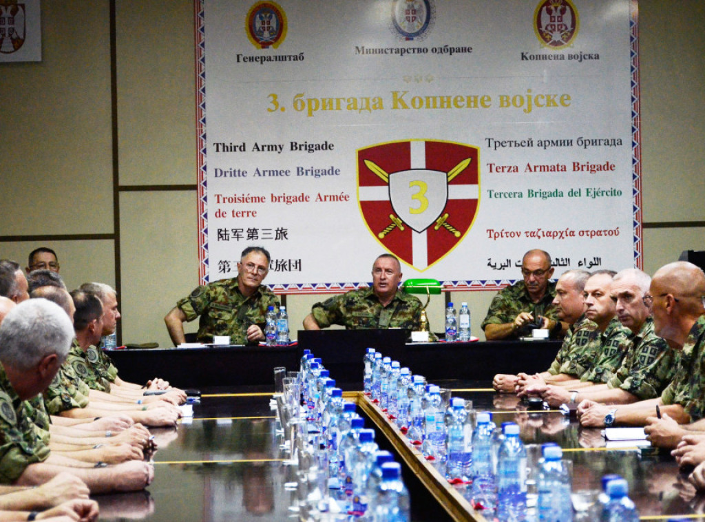 Načelnik Generalštaba Vojske Srbije sastao se sa komandantima jedinica Kopnene vojske