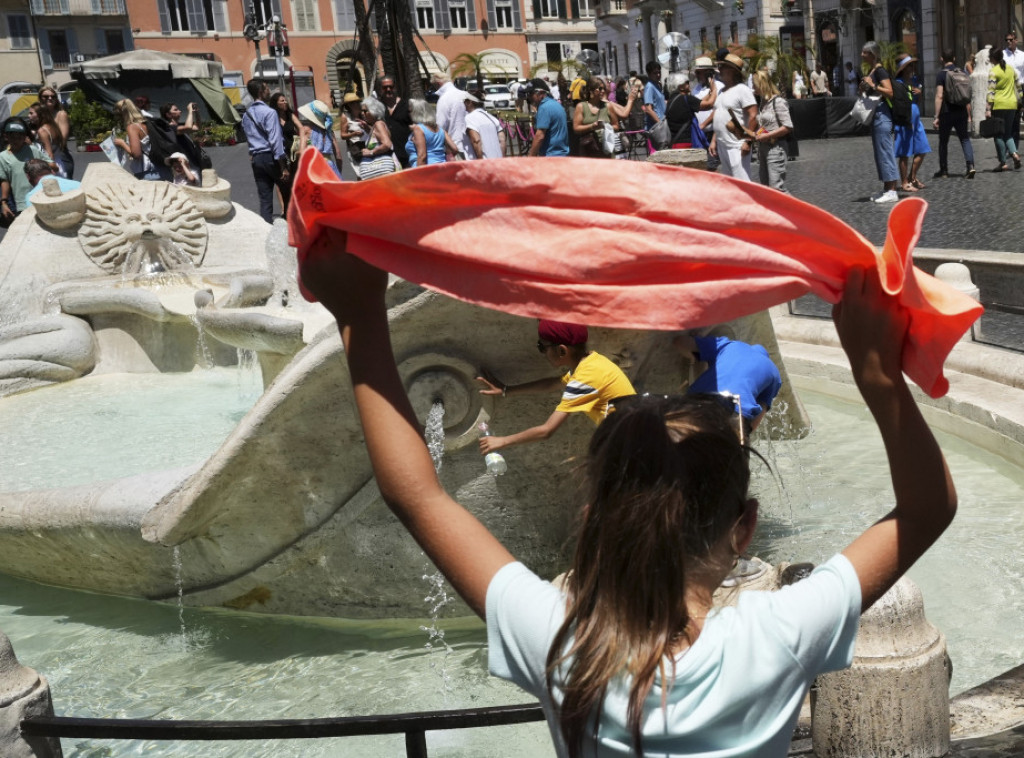 Vrućine odnose žrtve u Italiji, širom zemlje izmereno više od 40 stepeni