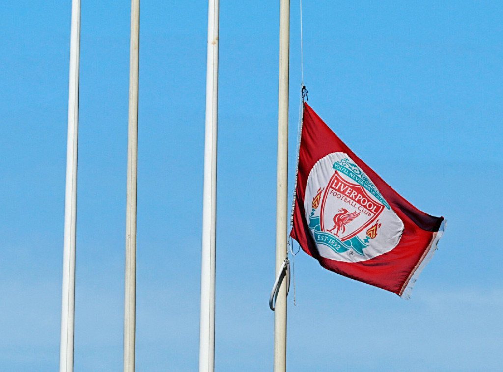 U saobraćajnoj nesreći poginuo fudbaler Liverpula; Klub povlači dres sa brojem 20 u znak sećanja na Dioga Žotu