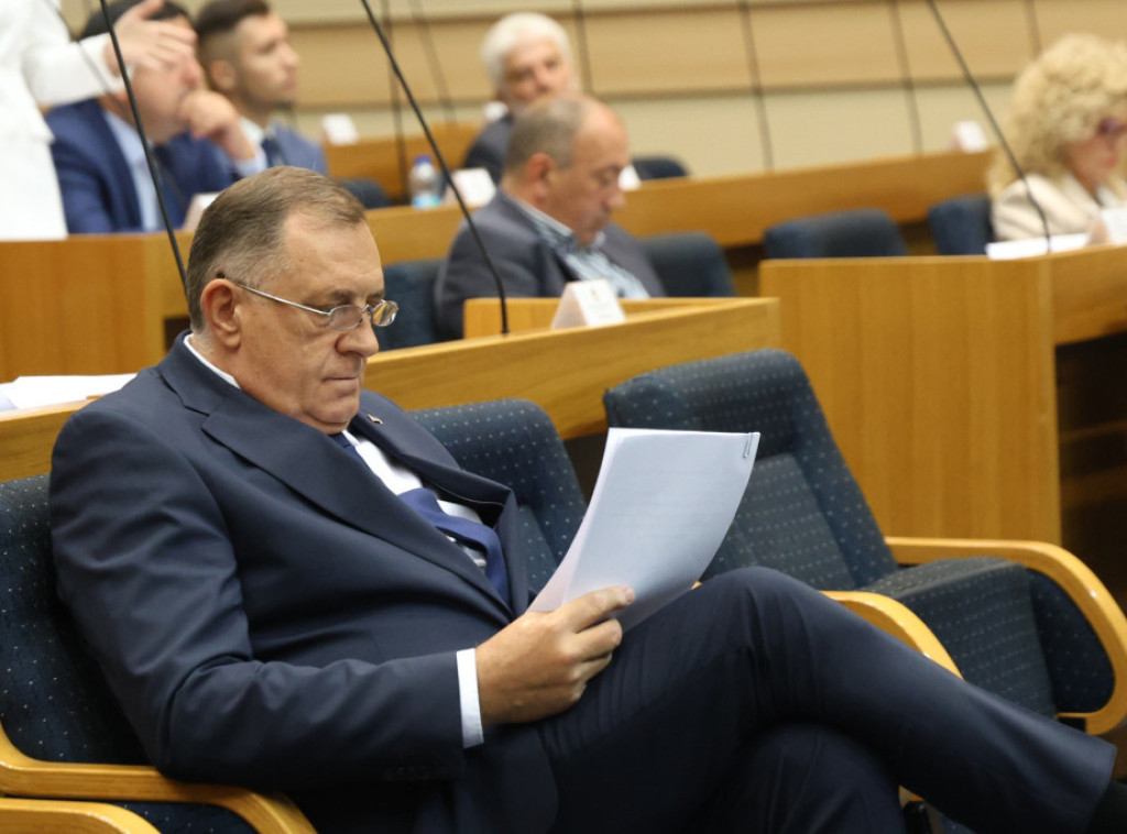 Dodik: Srpska je uprkos pritiscima posvećena miru i dijalogu