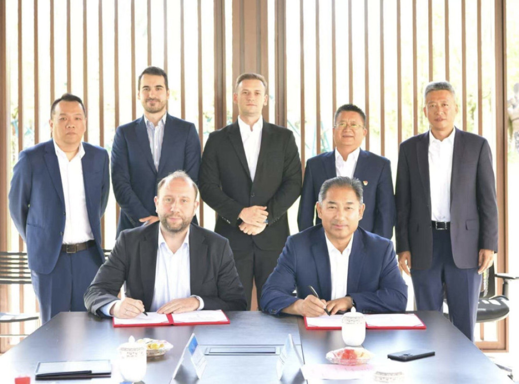 Otpremljen prvi kargo avion sa aerodroma u Urumćiju ka aerodromu u Nišu