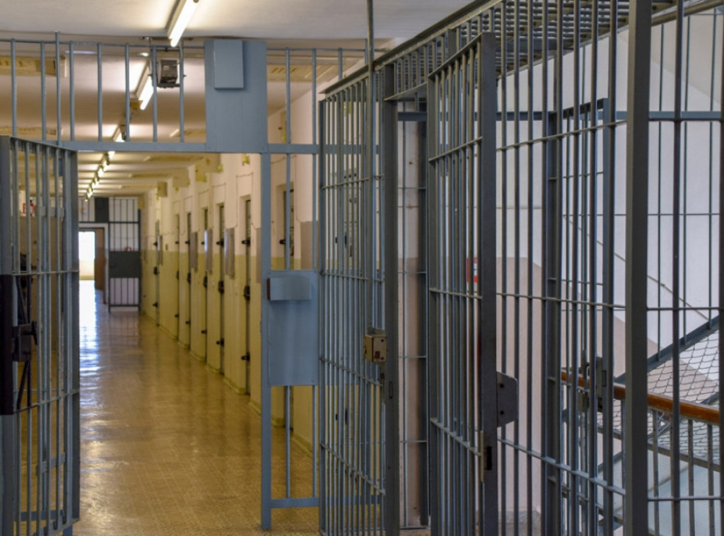 Tužilaštvo traži pritvor za osumnjičenog da je bacio ručnu bombu na lokal na Čukarici