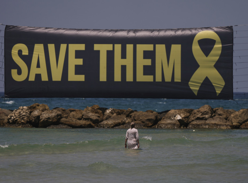 Majka otetog Alona Ohela pred put u SAD: Vreme da vratimo Alona i ostale taoce