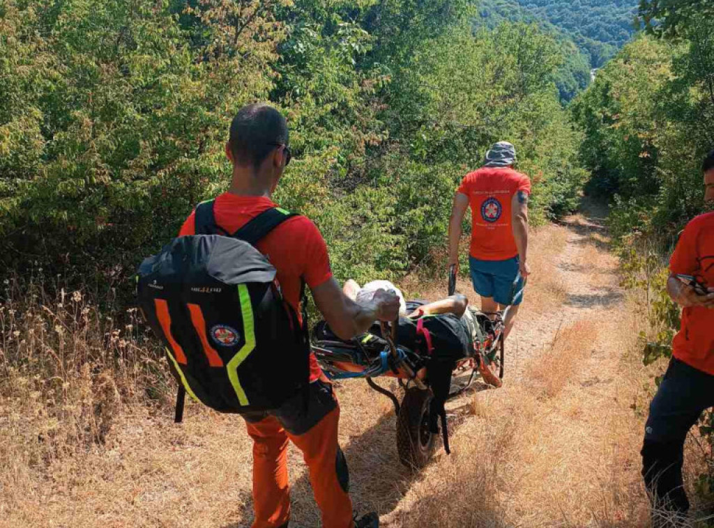 Spasioci Gorske službe spasavanja iz Niša spasili povređenu turistkinju