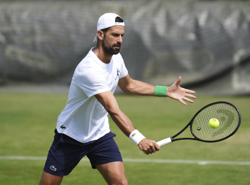 Đoković će sutra od 14.30 časova igrati protiv De Minora u osmini finala Vimbldona