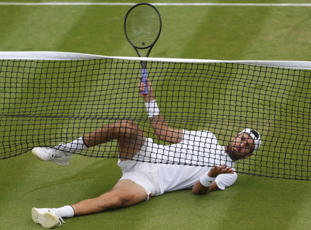 Ruski teniser Karen Hačanov prvi je četvrtfinalista Vimbldona