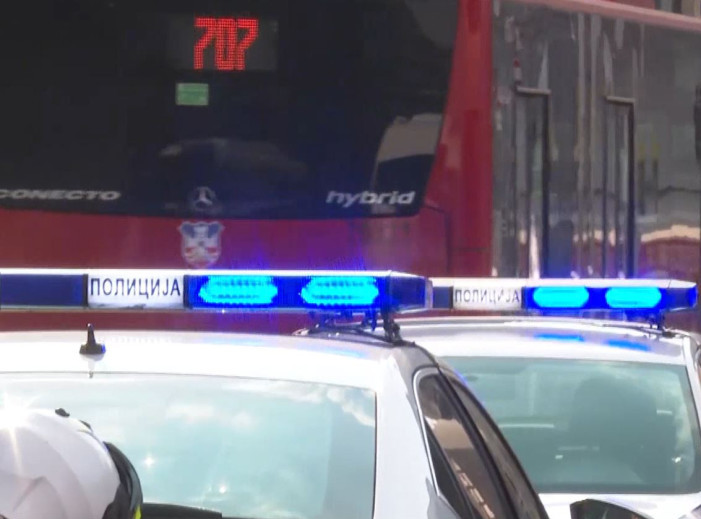 Beograd: Policija sprečava blokade saobraćajnica, saobraćaj se odvija uglavnom normalno