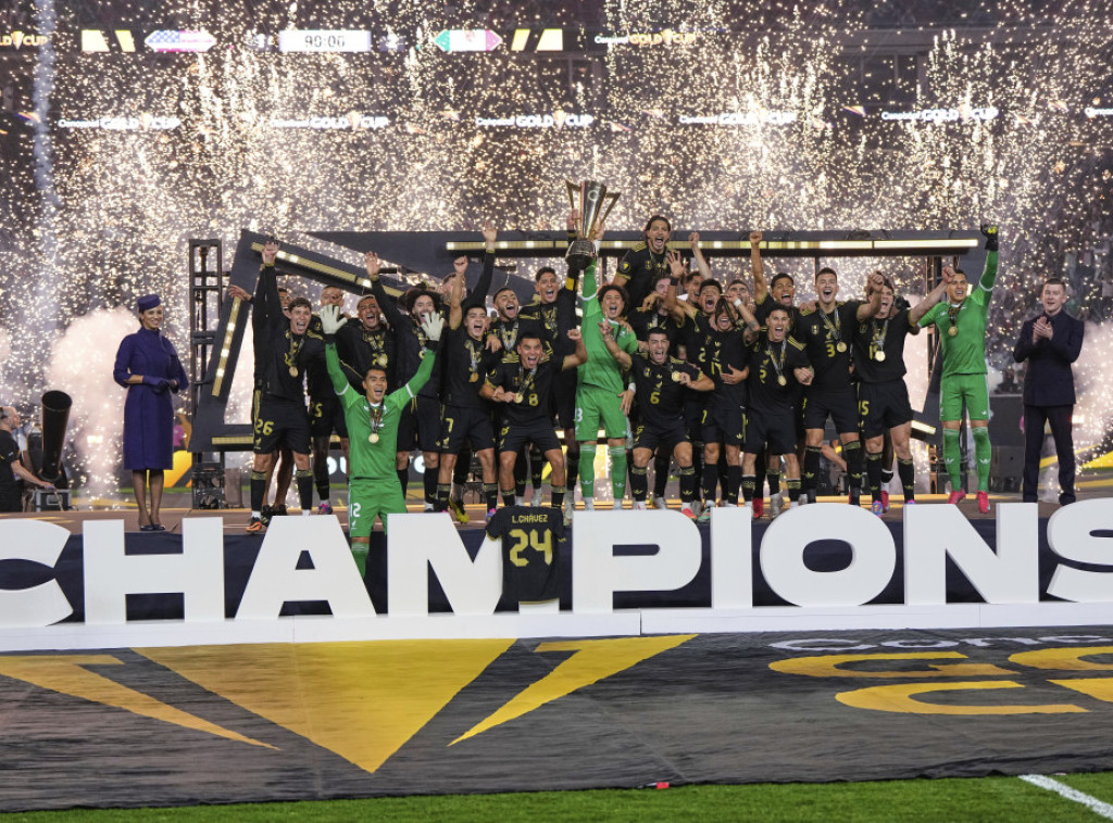 Fudbalska reprezentacija Meksika osvojila Gold kup