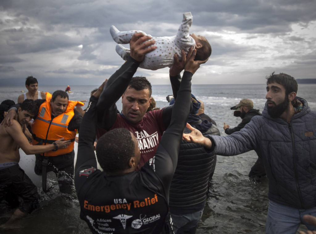 Grčke pomorske službe spasile 230 izbeglica u vodama Mediterana kod ostrva Gavdos