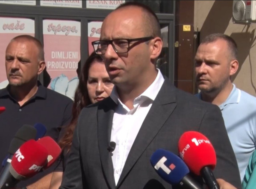 Igor Simić: Peticija protiv mostova je apel međunarodnim predstavnicima da aktivno delaju