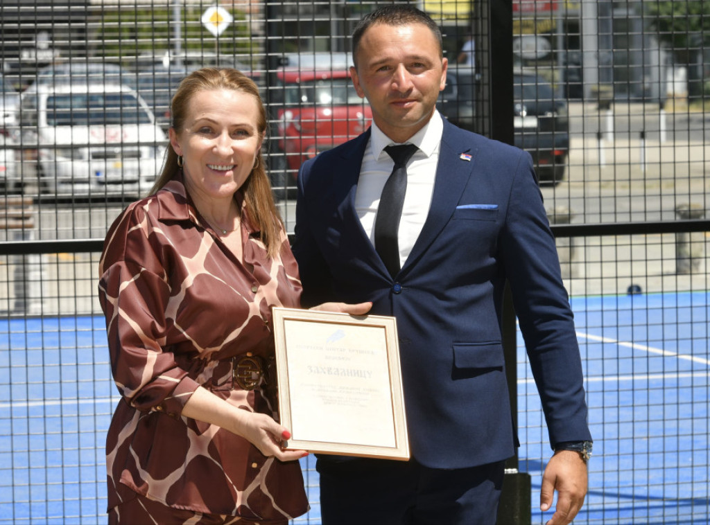 Snežana Paunović svečano otvorila teren za padel u Kruševcu