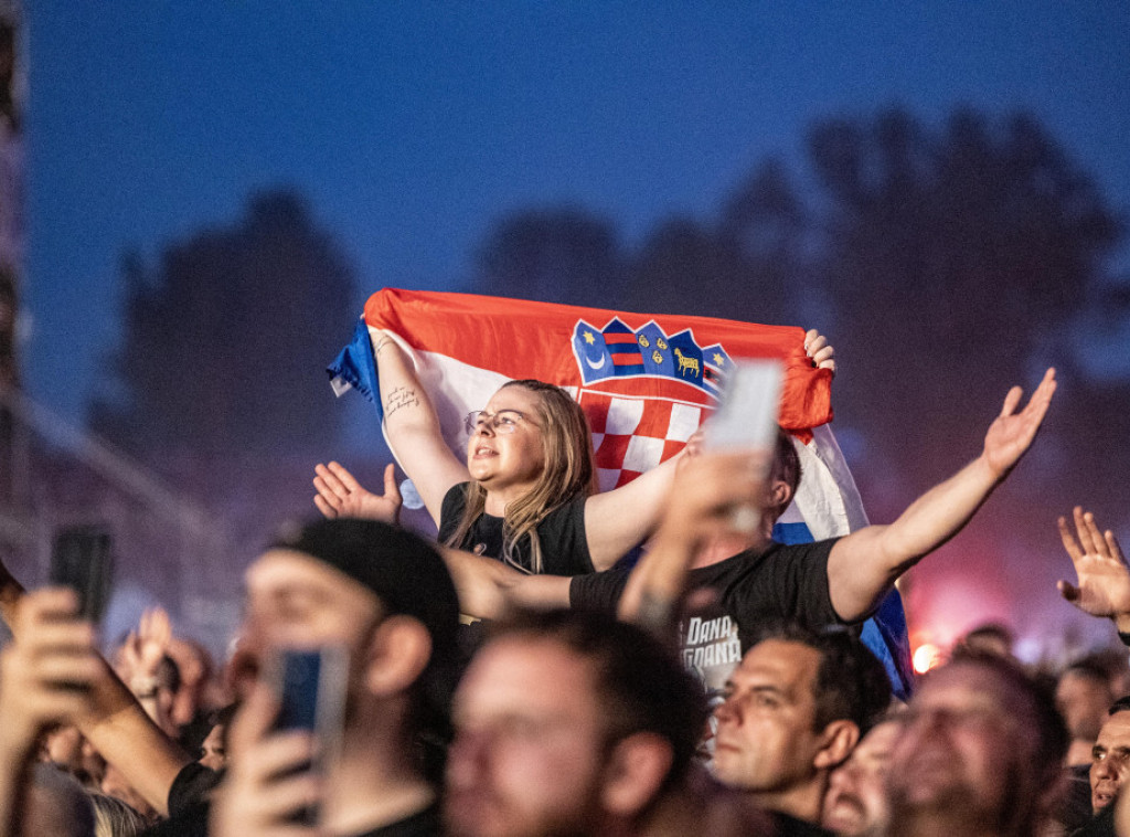 Levica: Prisustvo Janše na Tompsonovom koncertu je sramota za Sloveniju