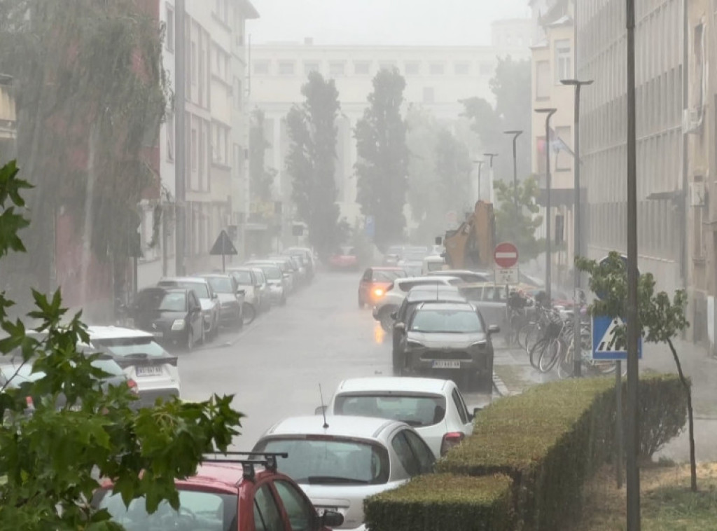 Jako nevreme u Novom Sadu, u Veterniku padao grad