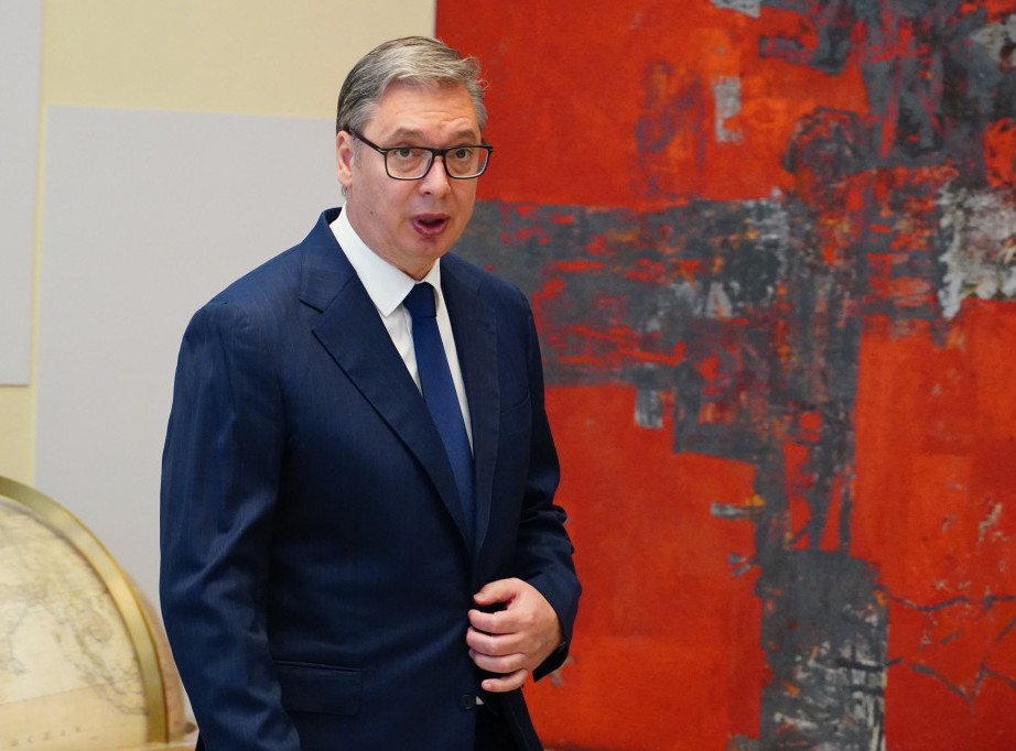 Vucic receives Chinese ambassador