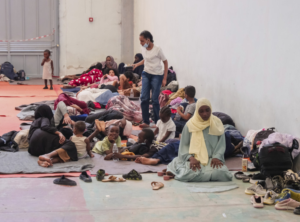 Vlasti na Kritu: Oko 2.000 migranata stiglo za dva dana, situacija je neupravljiva