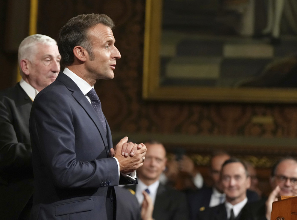 Makron u britanskom parlamentu: Evropa nikada neće napustiti Ukrajinu