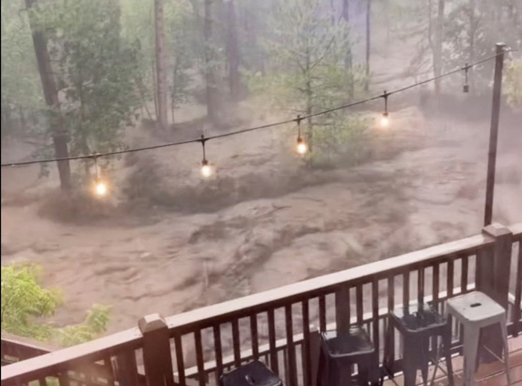 SAD: Obilne kiše pokrenule bujične poplave u državi Novi Meksiko