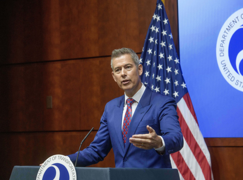 Tramp imenovao ministra saobraćaja Šona Dafija za privremenog administratora NASA-e