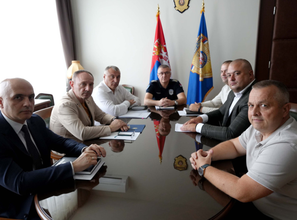 Dragan Vasiljević razgovarao sa predstavnicima Nezavisnog sindikata policije o unapređenju uslova rada