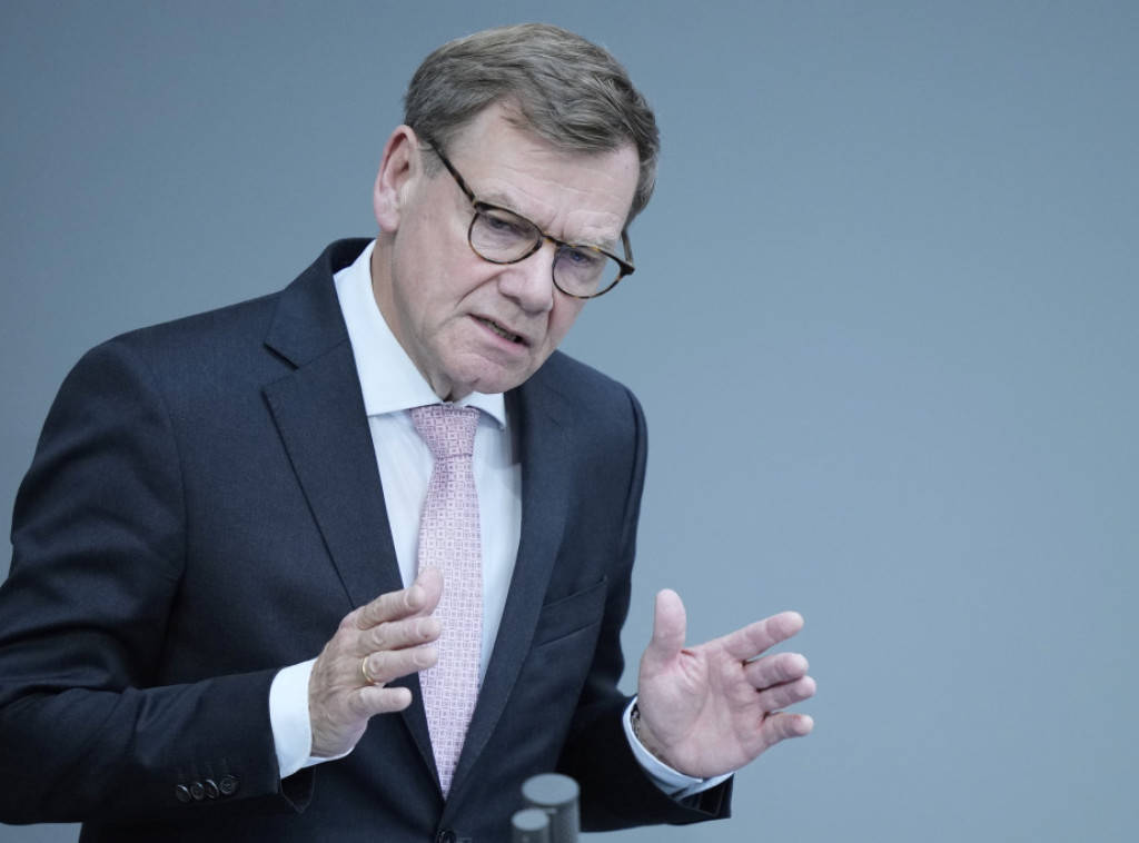 Nemačka pozvala Iran da utiče na Hute da obustave napade na brodove u Crvenom moru