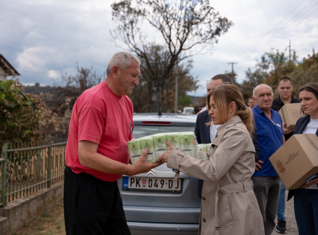 Milica Đurđević Stamenkovski: Ministarstvo obezbedilo pomoć od 30 tona za ugrožene porodice u Toplici