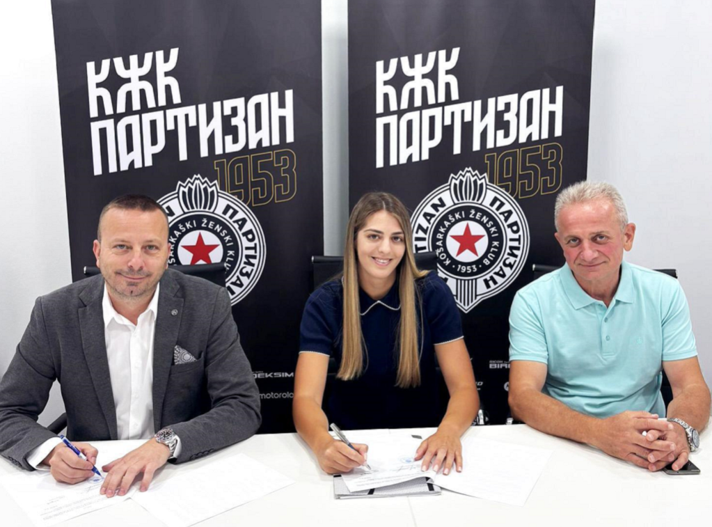 Vladana Vujisić postala nova košarkašica Partizana