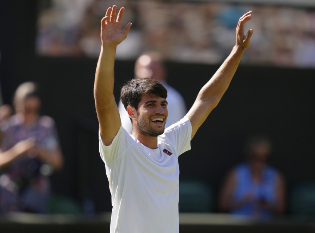 Španski teniser Karlos Alkaraz treći put uzastopno u finalu Vimbldona