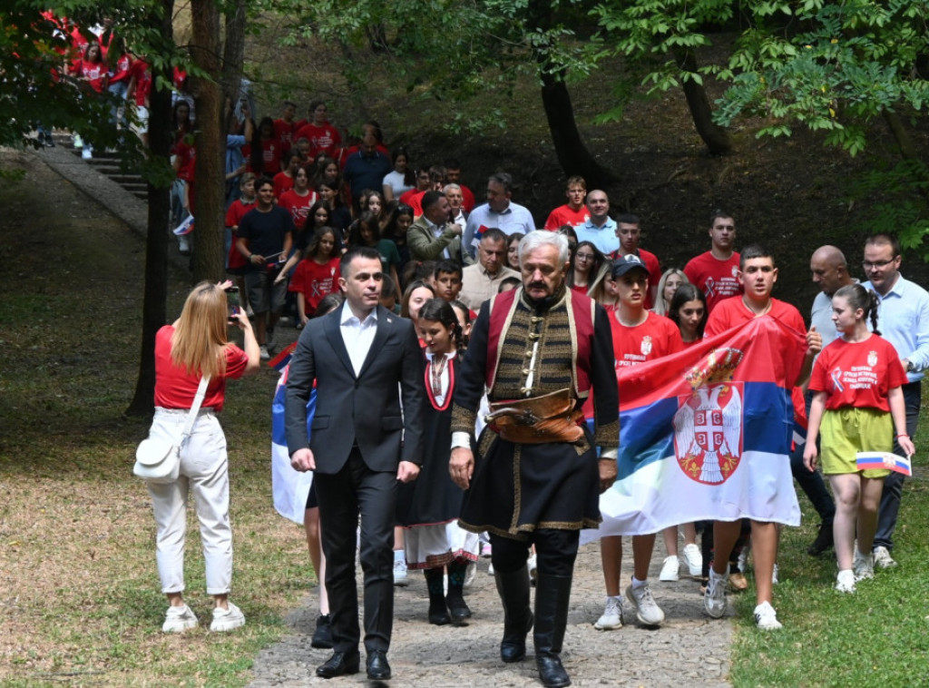 Počela manifestacija "Putevima srpske istorije, jezika, kulture i tradicije"