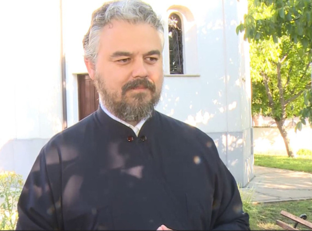 Sveštenik Petrić: Na Petrovdan vernici obeležavaju uspomenu na apostole