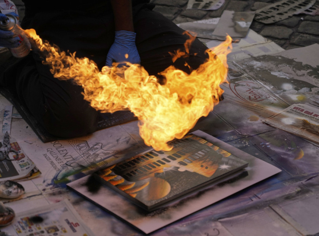 Italija: U sudaru kod Bolonje eksplodirala cisterna za tečni gas, poginuo vozač