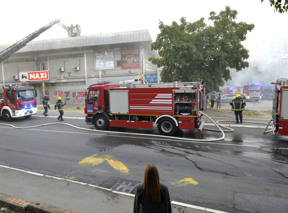 Lokalizovan požar u Mirijevu