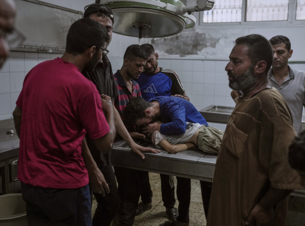 Al Džazira: Broj Palestinaca ubijenih u izraelskim napadima danas porastao na 98