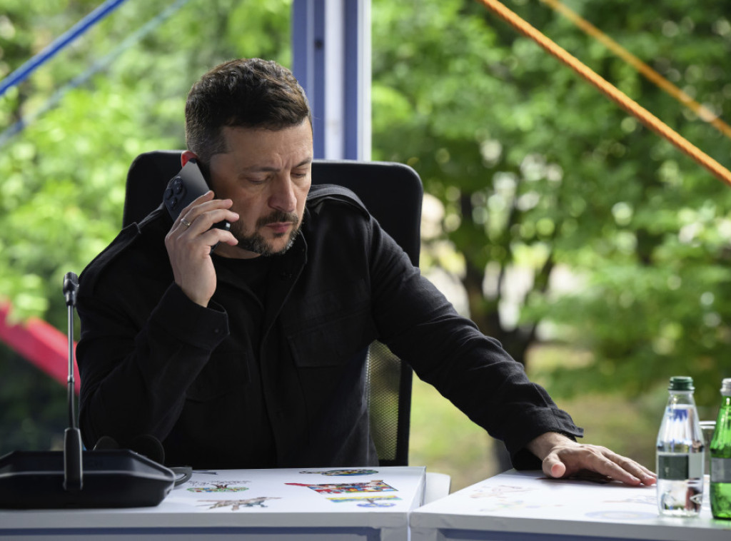 Zelenski: Imao sam dobar razgovor sa predsednikom SAD Donaldom Trampom