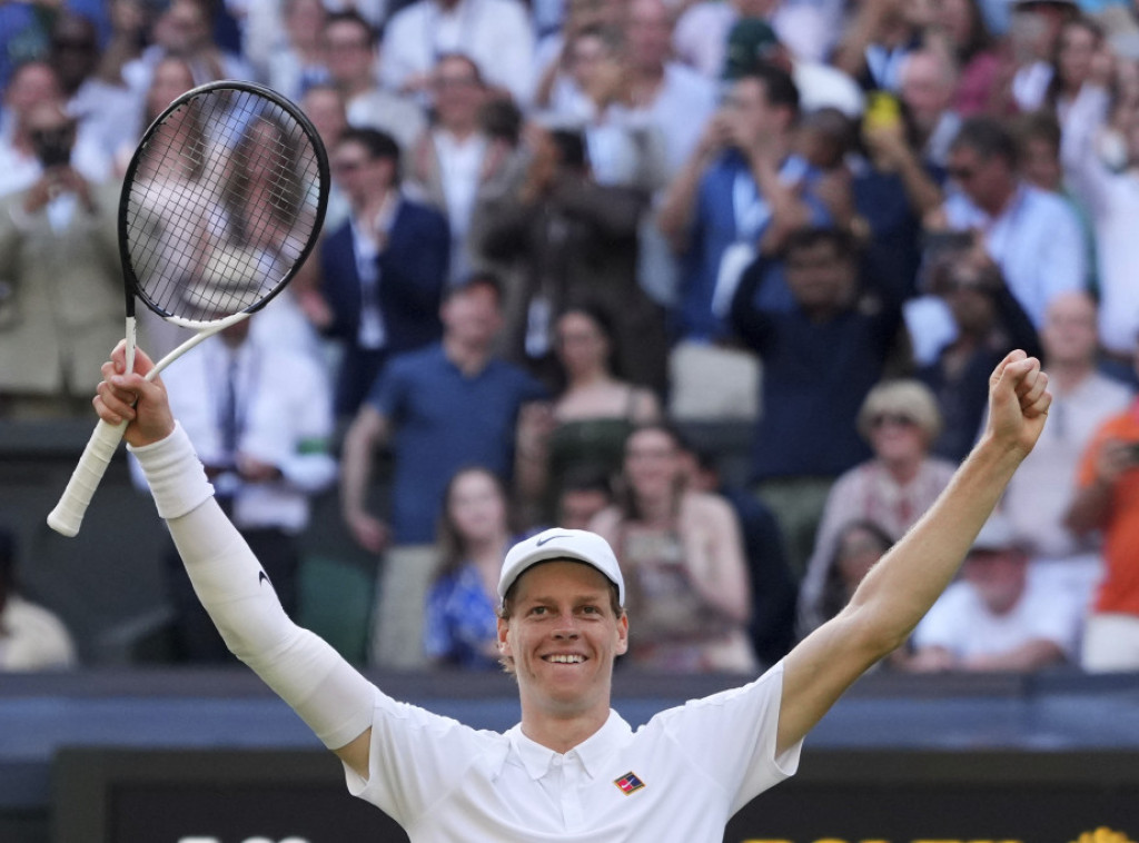 Janik Siner pobedio Karlosa Alkaraza i prvi put postao šampion Vimbldona