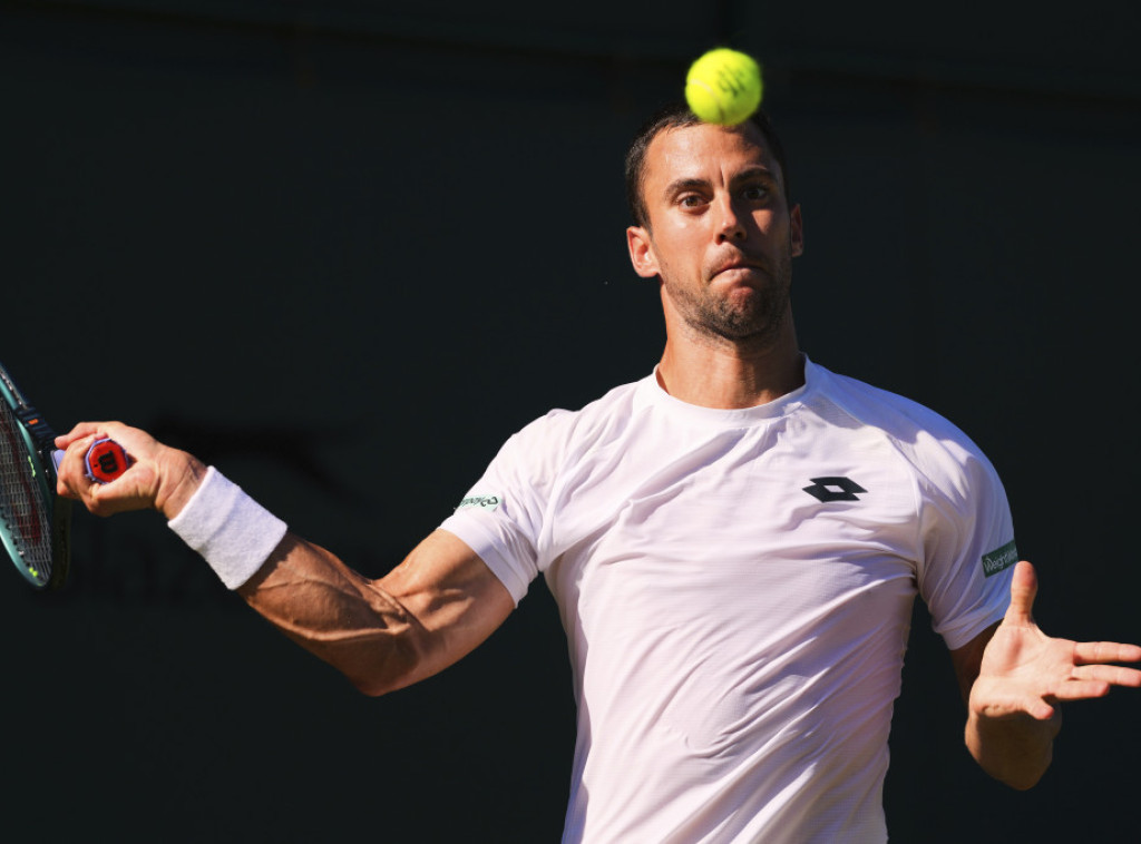 Laslo Đere poražen u prvom kolu ATP turnira u Gštadu