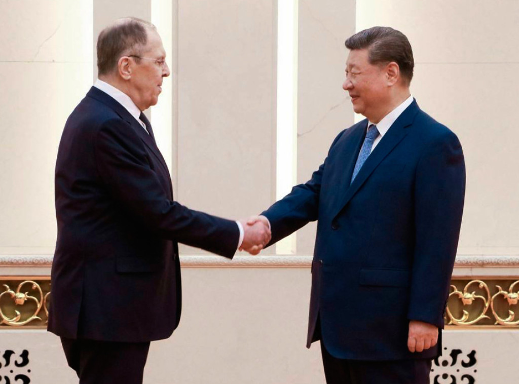 Lavrov se na marginama samita Šangajske organizacije za saradnju sastao sa Si Đinpingom