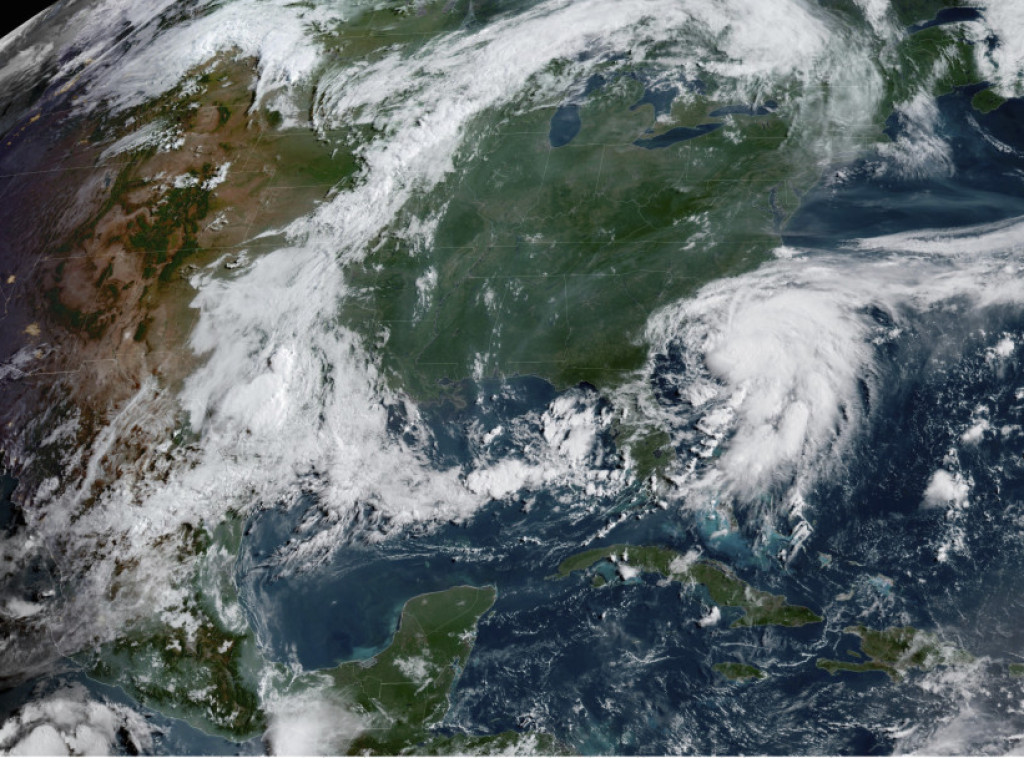 Oluje izazvale poplave širom Njujorka, u Nju Džersiju proglašeno vanredno stanje