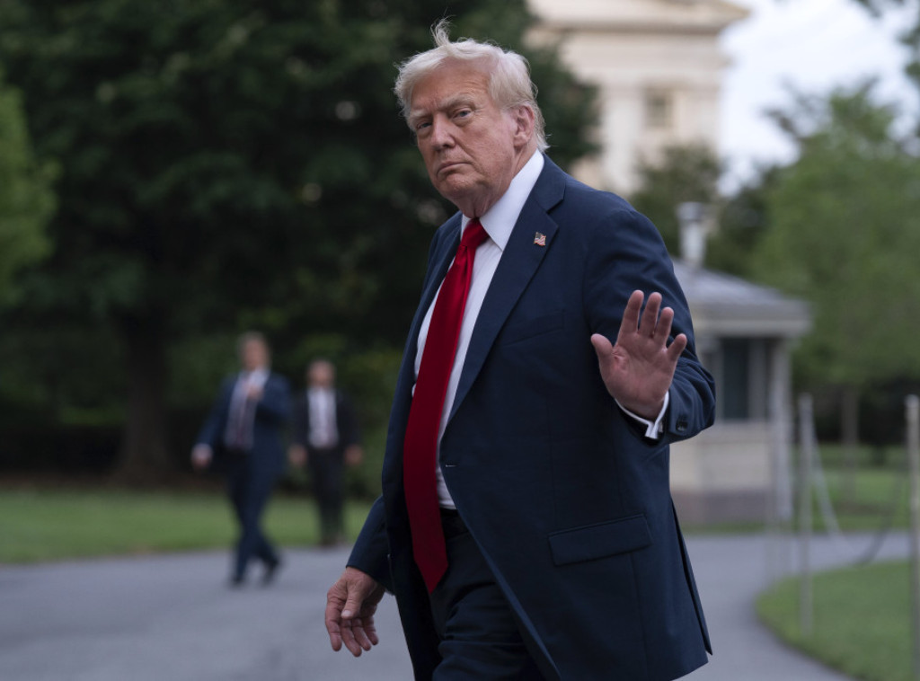 Vašington post: Tramp bi mogao da dozvoli Ukrajini da koristi ATACMS rakete za napad na Rusiju