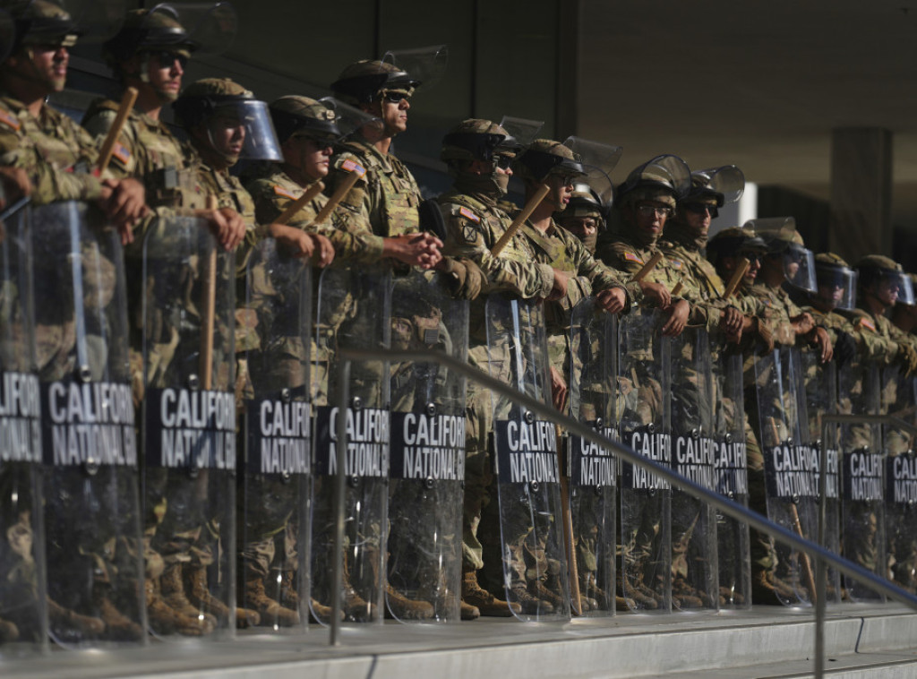 Tramp naredio povlačenje 2.000 vojnika Nacionalne garde iz Los Anđelesa