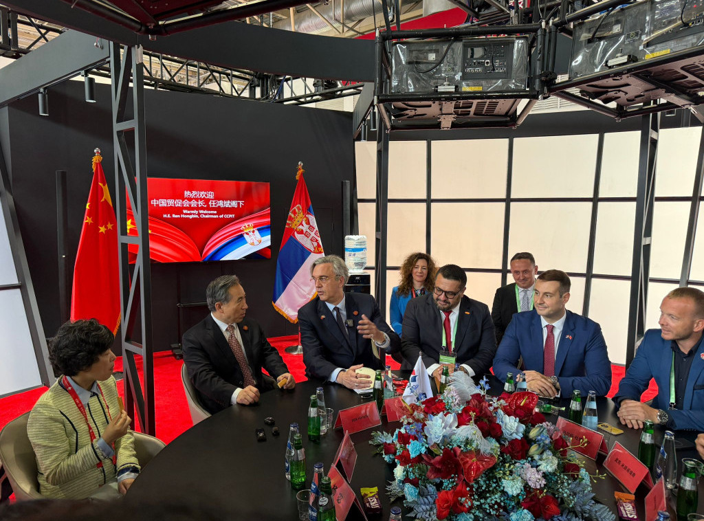 Čadež: Srpske kompanije imaju veliku šansu da uđu u globalne lance snabdevanja u Kini