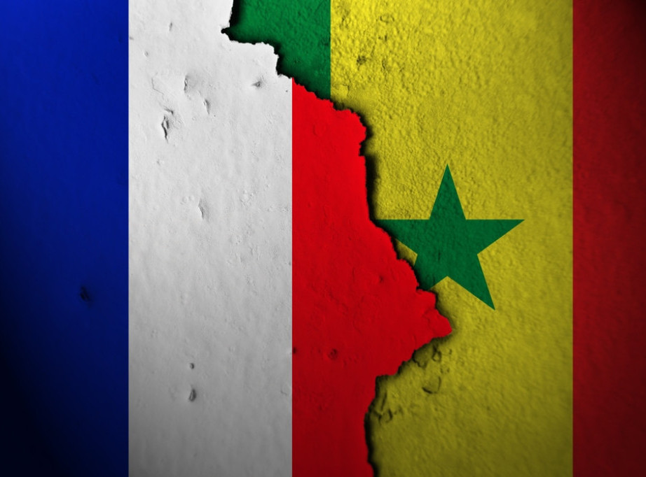 Francuska predala Senegalu kontrolu nad poslednjom velikom vojnom bazom u toj zemlji