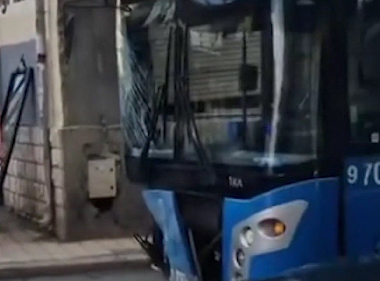 U sudaru autobusa sa učenicima u Italiji poginula jedna osoba, 15 povređeno