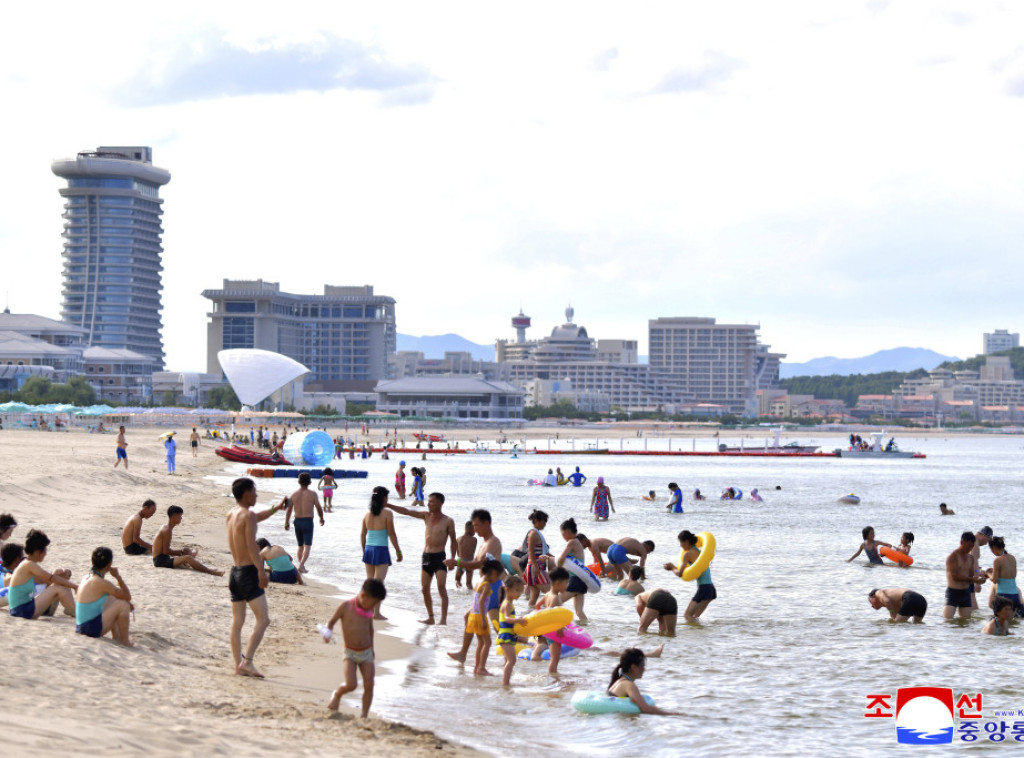 Severna Koreja privremeno zabranila ulazak stranih turista u novi plažni hotel