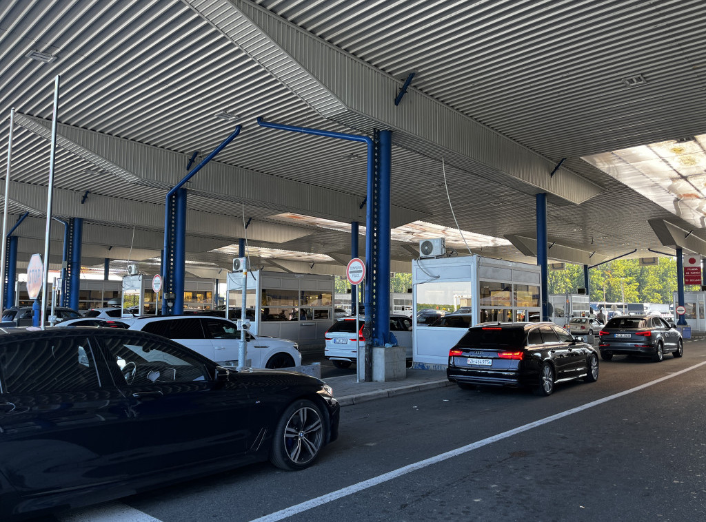 Na GP Gradina se čeka 30 minuta, u Preševu 30, na Horgošu 60 minuta