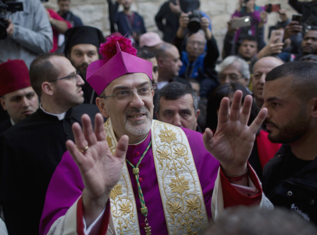 Kardinal Pjerbatista Picabala ušao u Gazu i odneo humanitarnu pomoć