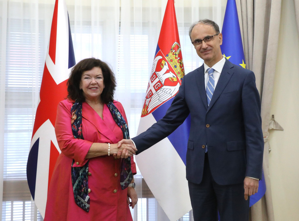 Macut razgovarao sa Pirs: Oblast ekonomije prostor za unapređenje saradnje sa Velikom Britanijom