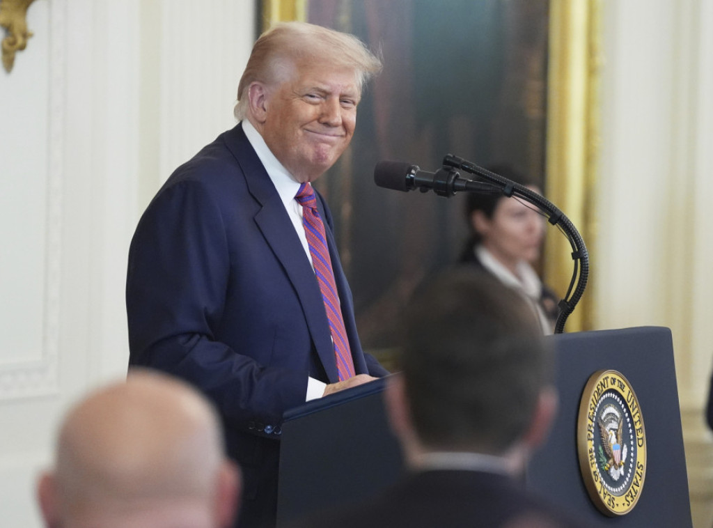 Tramp tužio Dau Džons, Njuz korp, Ruperta Merdoka i reportere VSJ-a zbog klevete