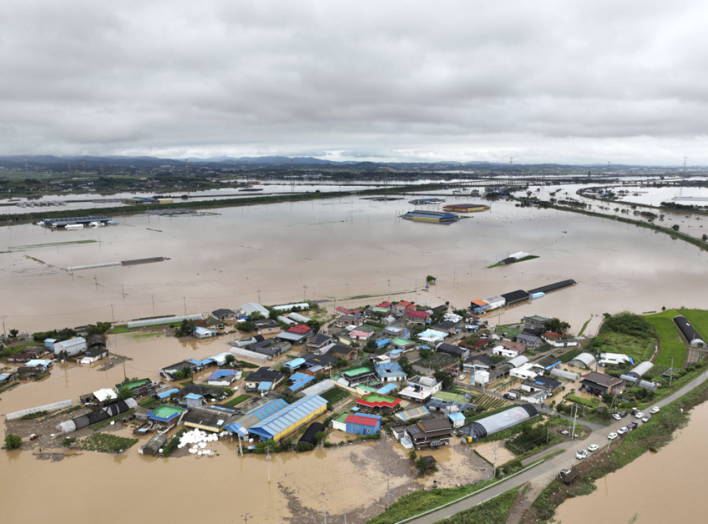 Obilne kiše četvrti dan zaredom pogađaju Južnu Koreju, hiljade evakuisanih