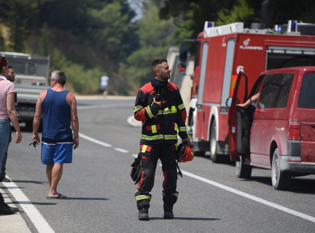 Ugašeni požari u blizini Zadra i na ostrvu Brač, lakše povređena dva vatrogasca
