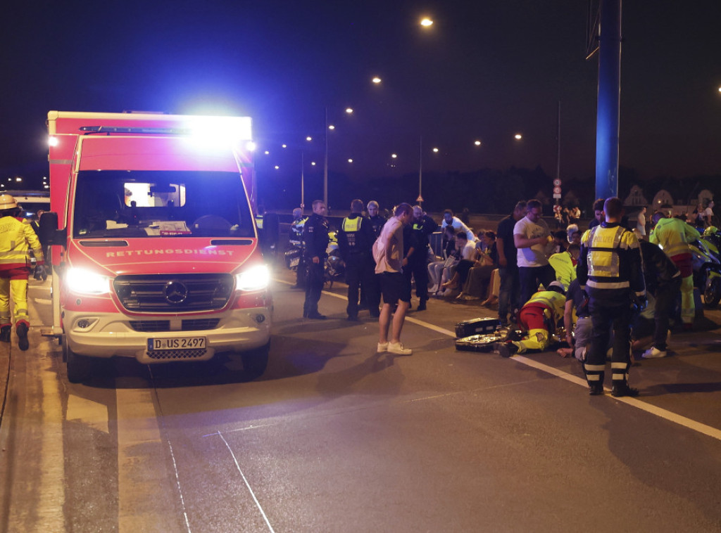 Vatromet greškom završio u publici na vašaru u Diseldorfu, povređeno 19 osoba